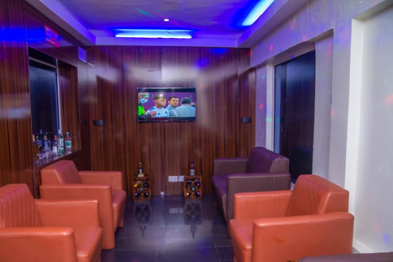 Posh Hotel And Suites Victoria Island Lagos Exterior foto
