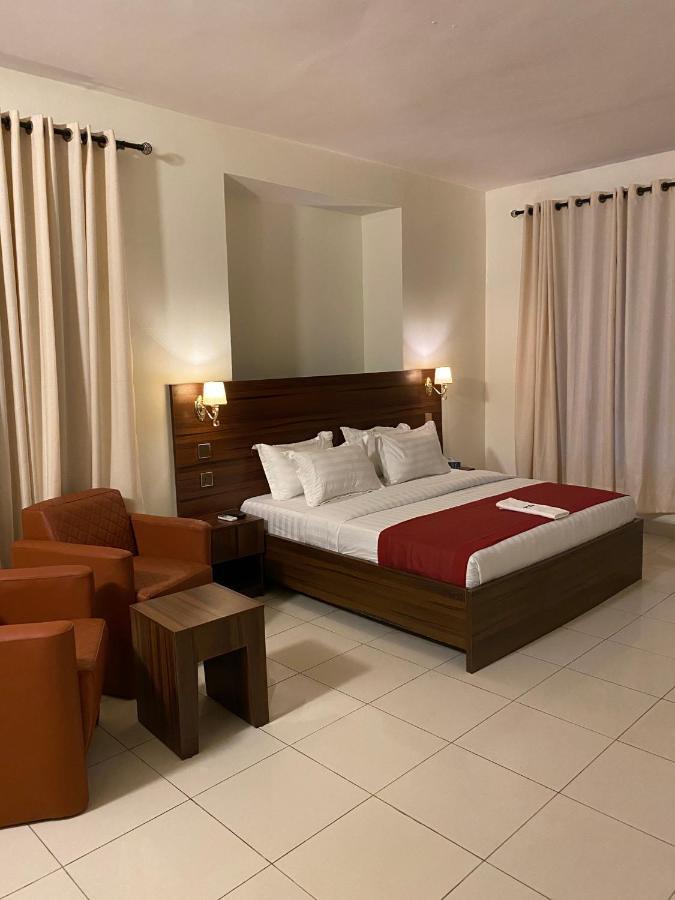 Posh Hotel And Suites Victoria Island Lagos Exterior foto